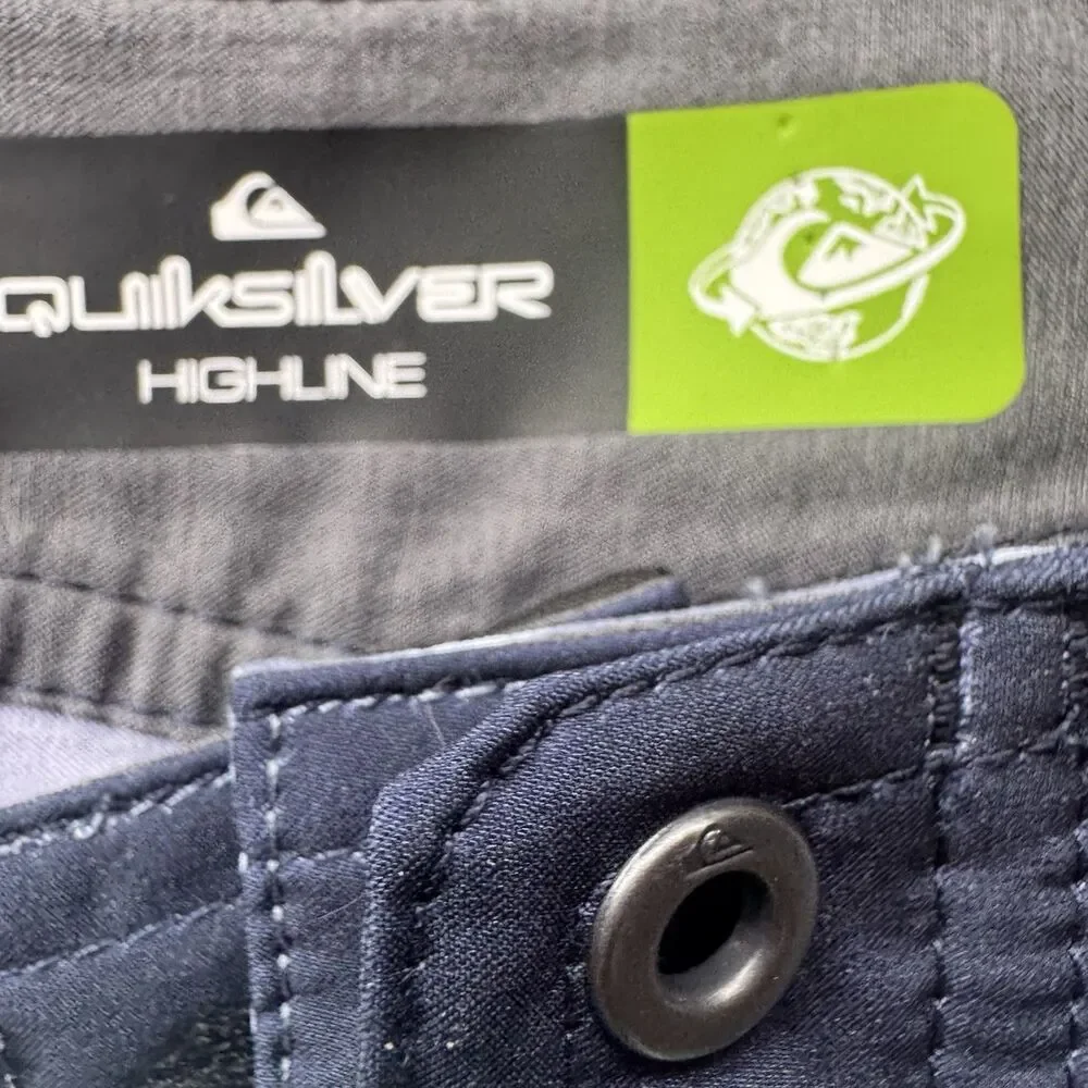Quiksilver Boys Surfsilk Massive Youth Boardshorts-Snorkel Blue Size 29 Swim